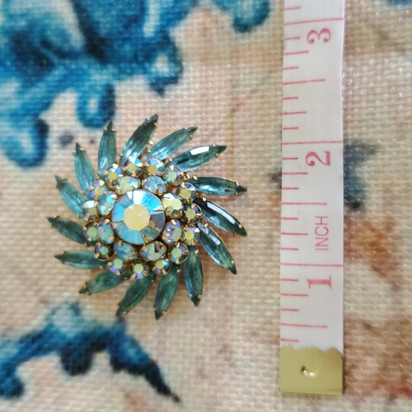 Vintage Judy Lee Brooch - Picture 16 of 16